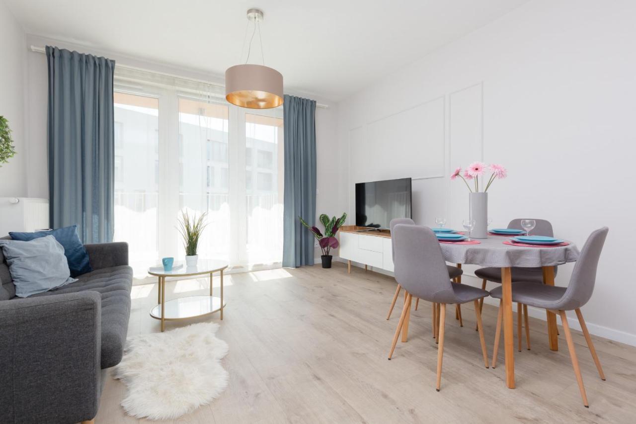 Modern Apartment With Balcony Warsaw Mokotow Aignera By Noclegi Renters エクステリア 写真